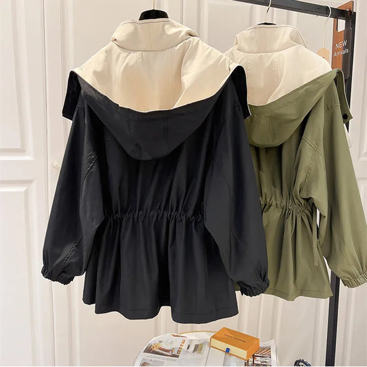 Fiore – Chic Windbreaker Elegance