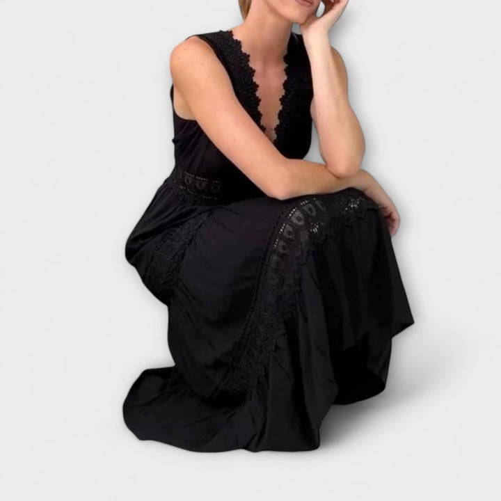 Ninfea - Sleeveless Midi Dress in Boho Style with Lace Details